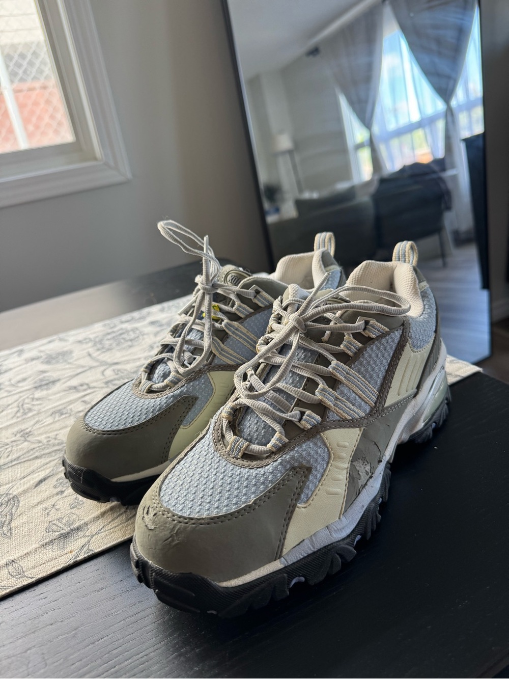Kodiak women’s steel toe shoes